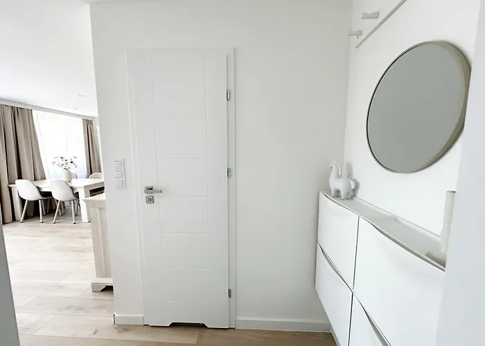 White - Grunwaldzka Apartman Ustka